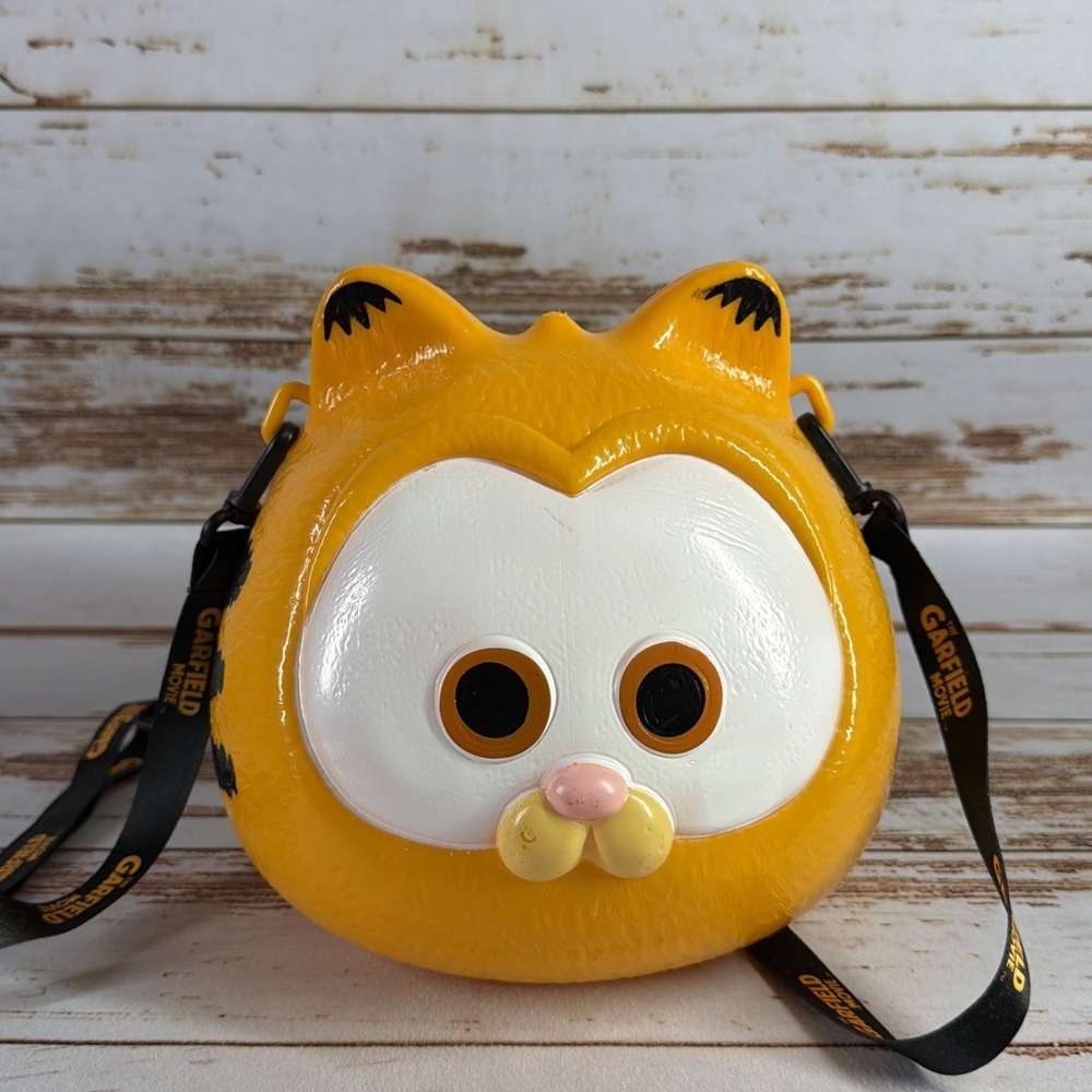 Garfield Movie Popcorn Bucket Baby Garfield Purse w Lanyard Strap Used